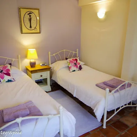 Semesterbostad Gorgeous Holiday In With Private Pool *