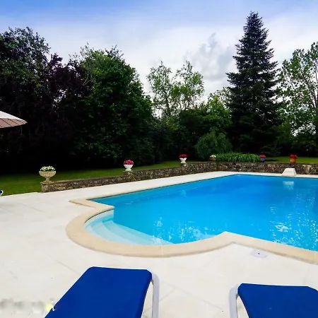 Gorgeous Holiday In With Private Pool *
